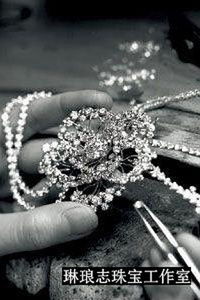 珠宝工作室 为爱的人亲手制作赋有灵性的银首饰